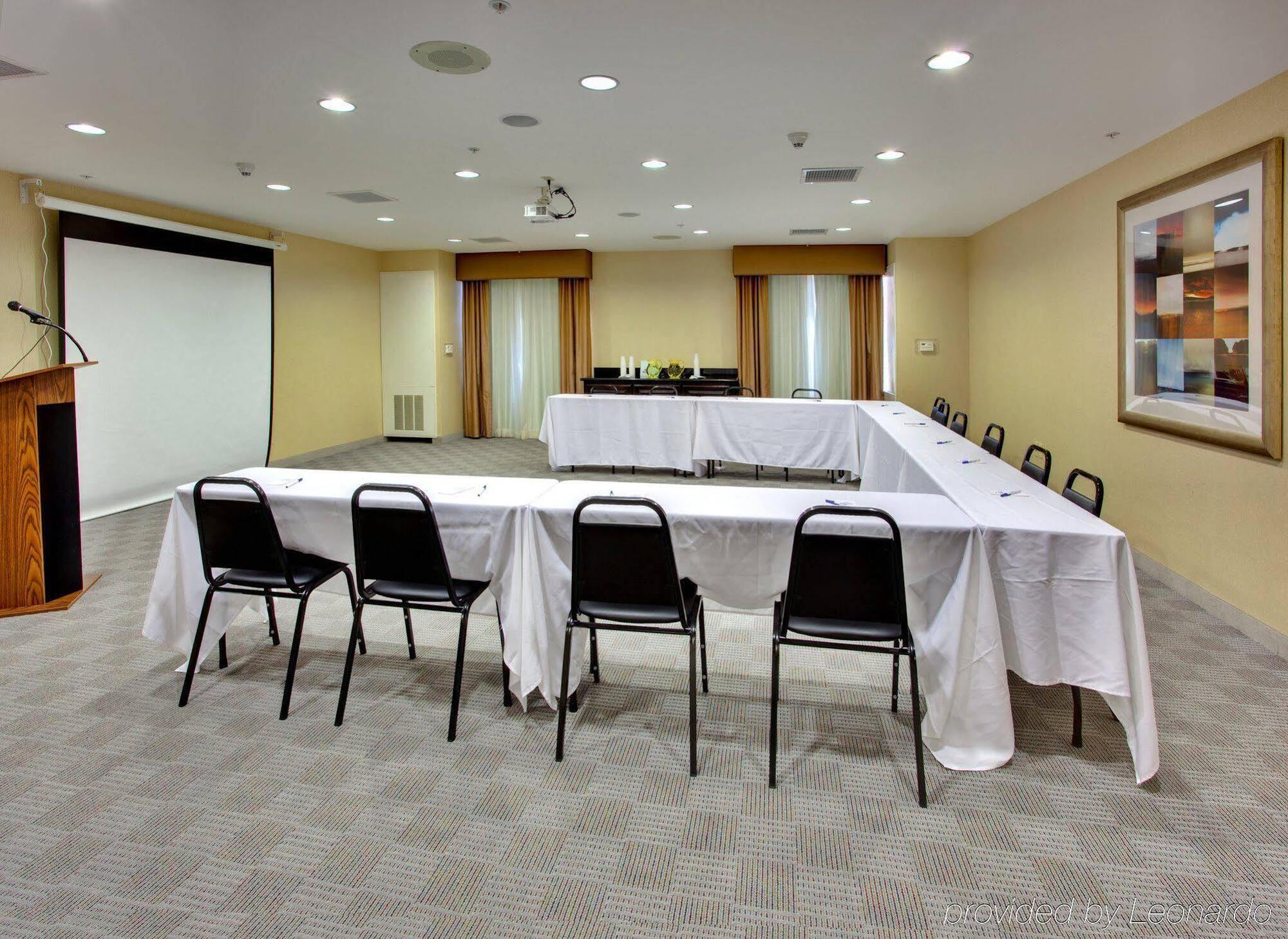 Holiday Inn Express Hotel & Suites Lake Elsinore By Ihg Exterior photo